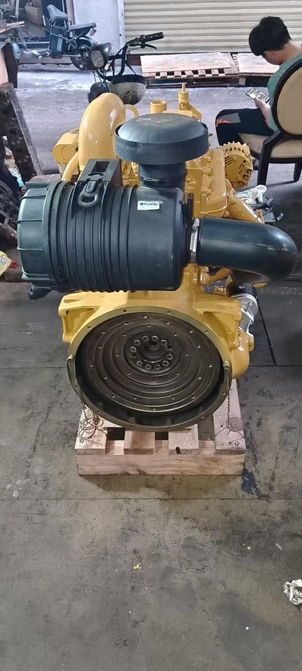 CATERPILLAR 3054 - Motor voor Graafmachine: afbeelding 4 CATERPILLAR 3054 - Motor voor Graafmachine: afbeelding 4
