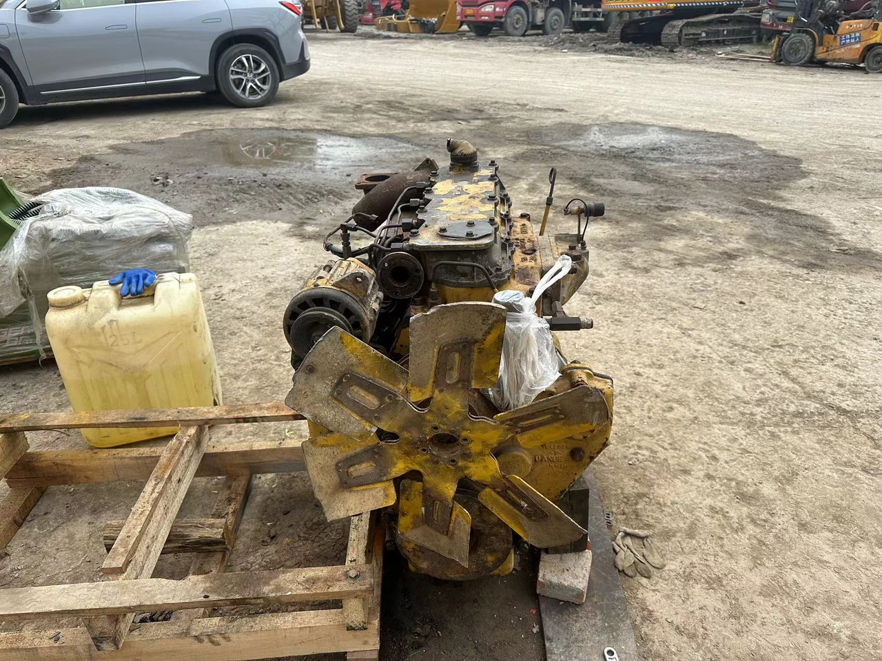CATERPILLAR 3204 - Motor voor Graafmachine: afbeelding 4 CATERPILLAR 3204 - Motor voor Graafmachine: afbeelding 4
