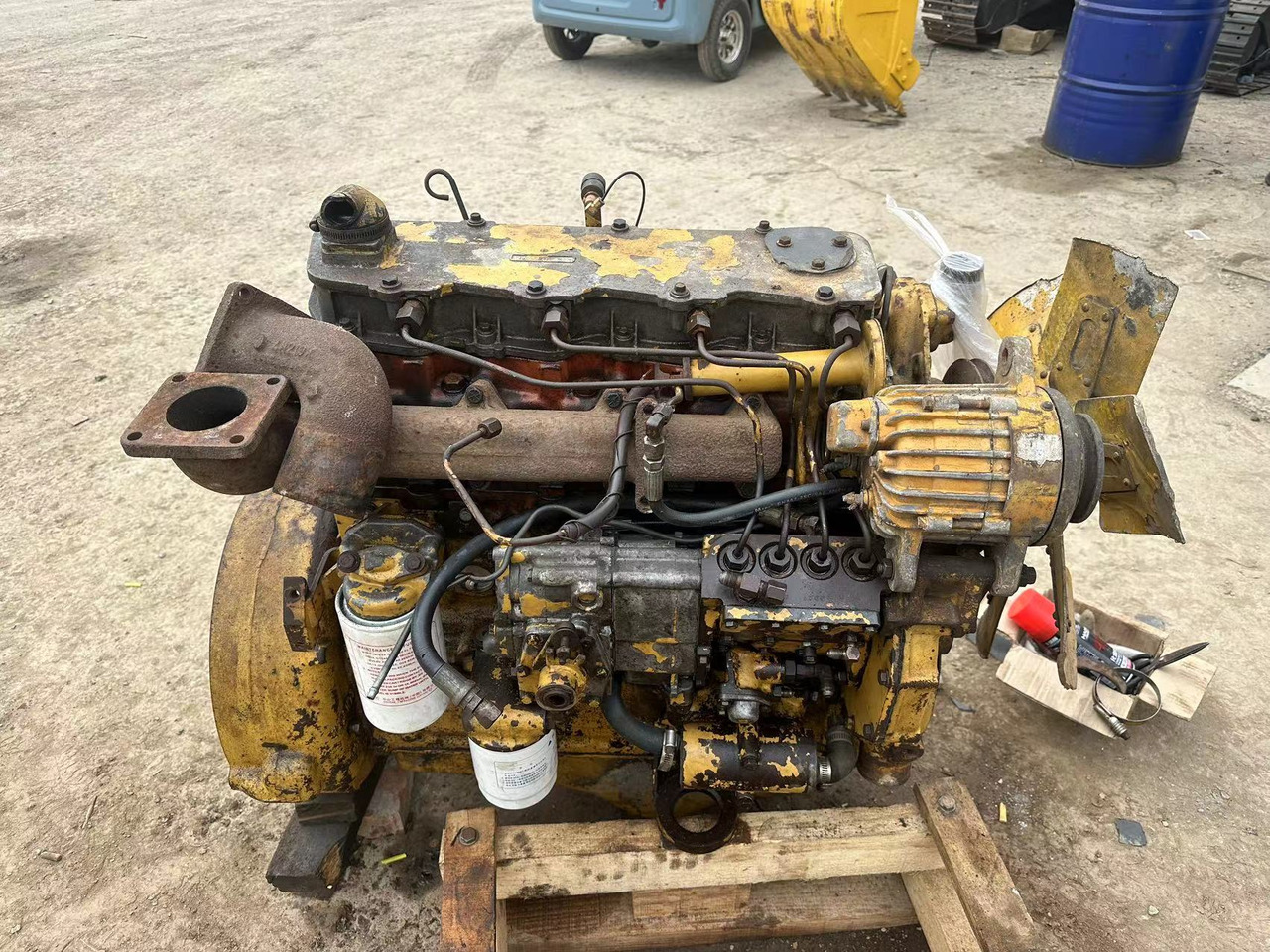 CATERPILLAR 3204 - Motor voor Graafmachine: afbeelding 1 CATERPILLAR 3204 - Motor voor Graafmachine: afbeelding 1