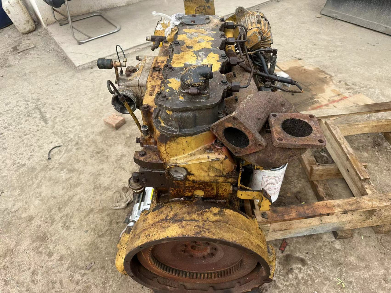 CATERPILLAR 3204 - Motor voor Graafmachine: afbeelding 2 CATERPILLAR 3204 - Motor voor Graafmachine: afbeelding 2