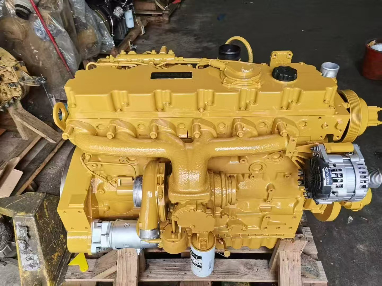 CATERPILLAR C6.6 - Motor voor Graafmachine: afbeelding 1 CATERPILLAR C6.6 - Motor voor Graafmachine: afbeelding 1