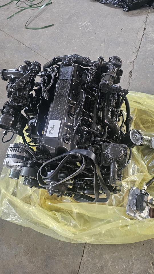 CUMMINS QSF3.8 - Motor voor Graafmachine: afbeelding 1 CUMMINS QSF3.8 - Motor voor Graafmachine: afbeelding 1