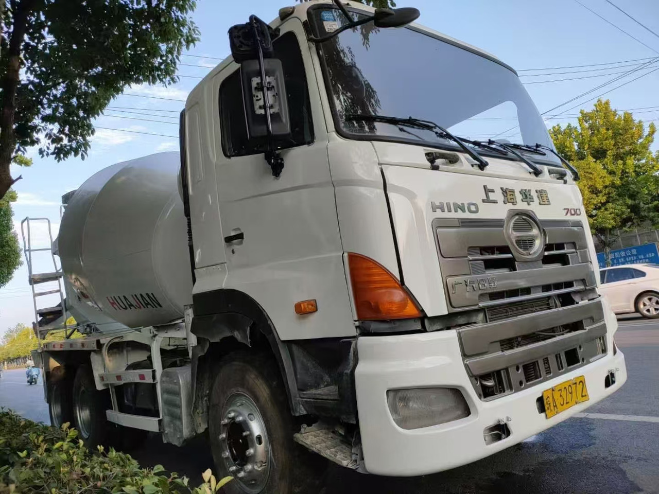 HINO 700 - Tankwagen: afbeelding 3 HINO 700 - Tankwagen: afbeelding 3