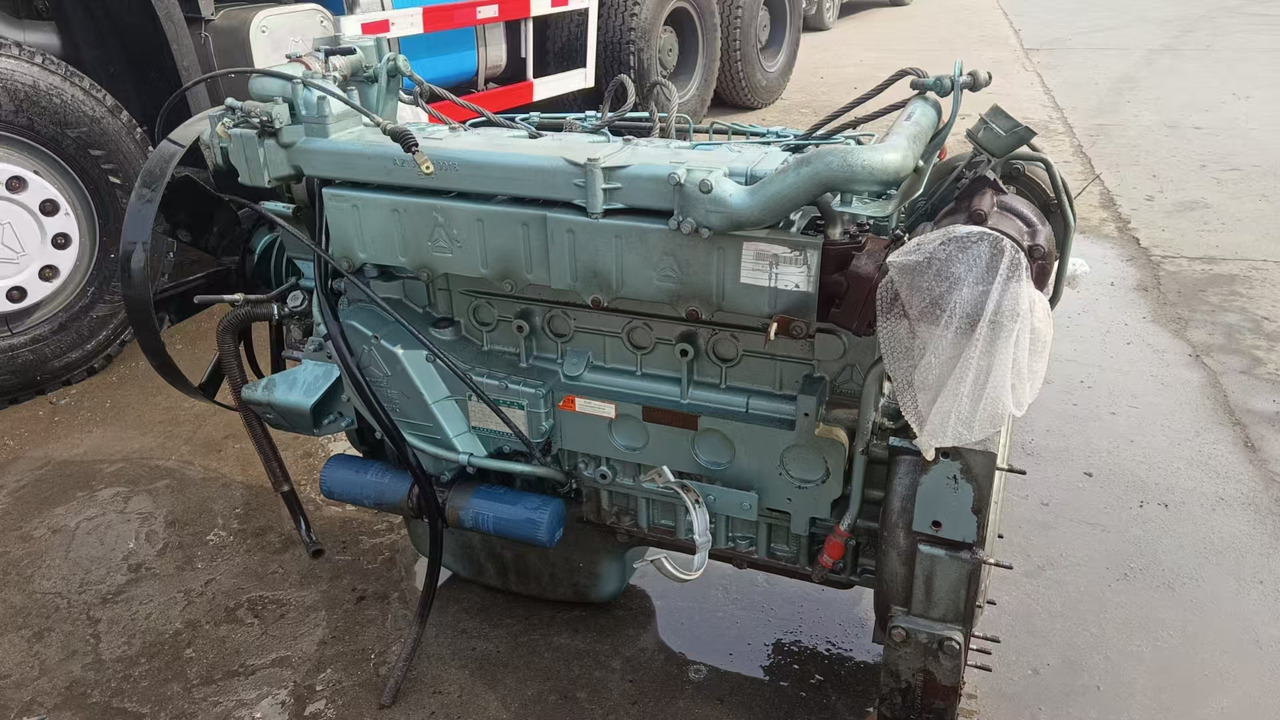 HOWO HOWO 375 engine - Motor voor Kipper vrachtwagen: afbeelding 4 HOWO HOWO 375 engine - Motor voor Kipper vrachtwagen: afbeelding 4