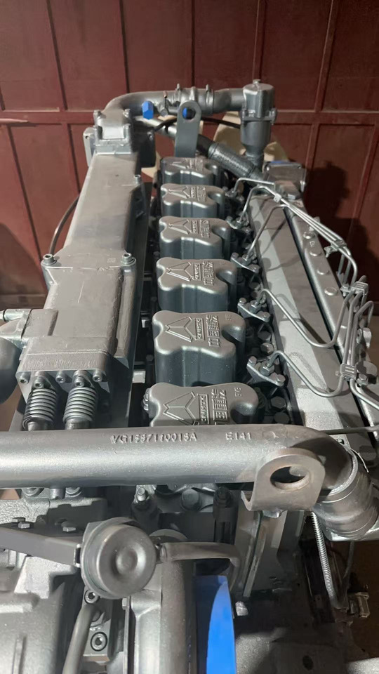 HOWO HOWO 375 engine - Motor voor Kipper vrachtwagen: afbeelding 4 HOWO HOWO 375 engine - Motor voor Kipper vrachtwagen: afbeelding 4