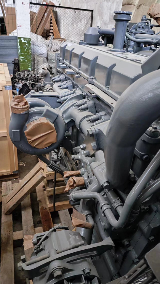 ISUZU 6WG1 - Motor voor Graafmachine: afbeelding 4 ISUZU 6WG1 - Motor voor Graafmachine: afbeelding 4