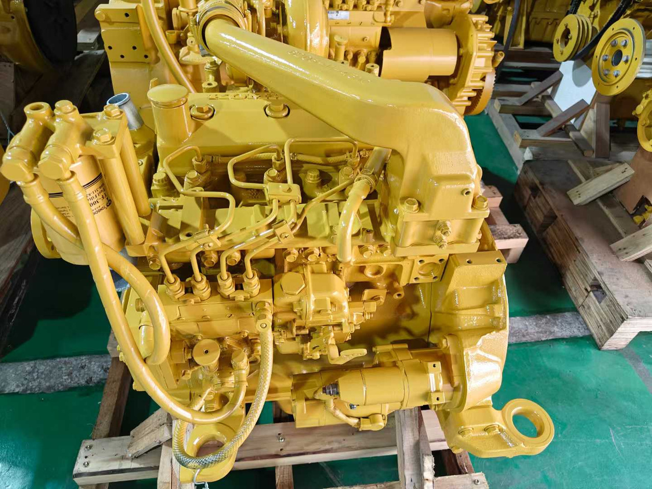 KOMATSU 4D95 - Motor voor Graafmachine: afbeelding 2 KOMATSU 4D95 - Motor voor Graafmachine: afbeelding 2