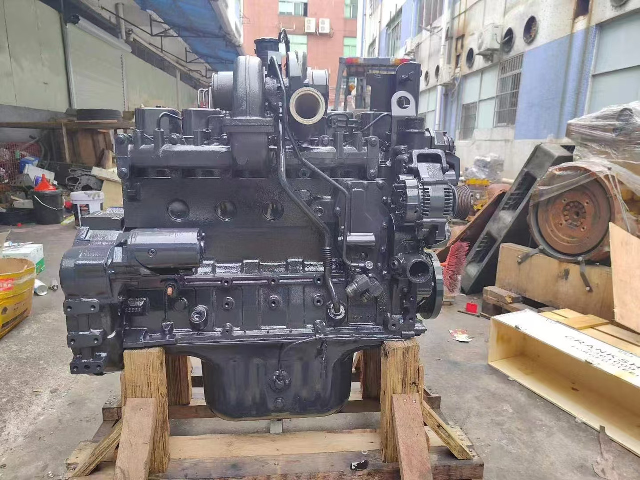 KOMATSU 6D102 - Motor voor Graafmachine: afbeelding 1 KOMATSU 6D102 - Motor voor Graafmachine: afbeelding 1