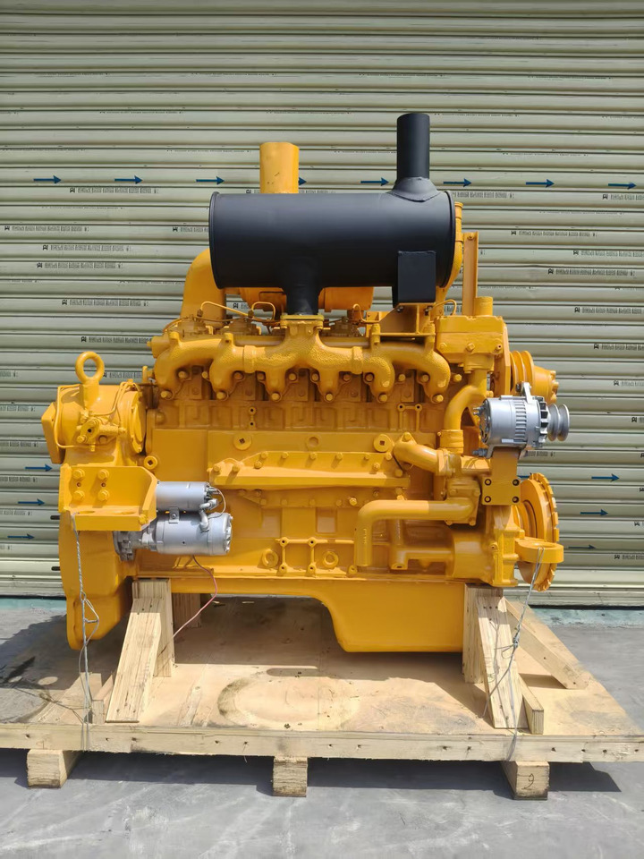 KOMATSU 6D125E-1 - Motor voor Bulldozer: afbeelding 2 KOMATSU 6D125E-1 - Motor voor Bulldozer: afbeelding 2