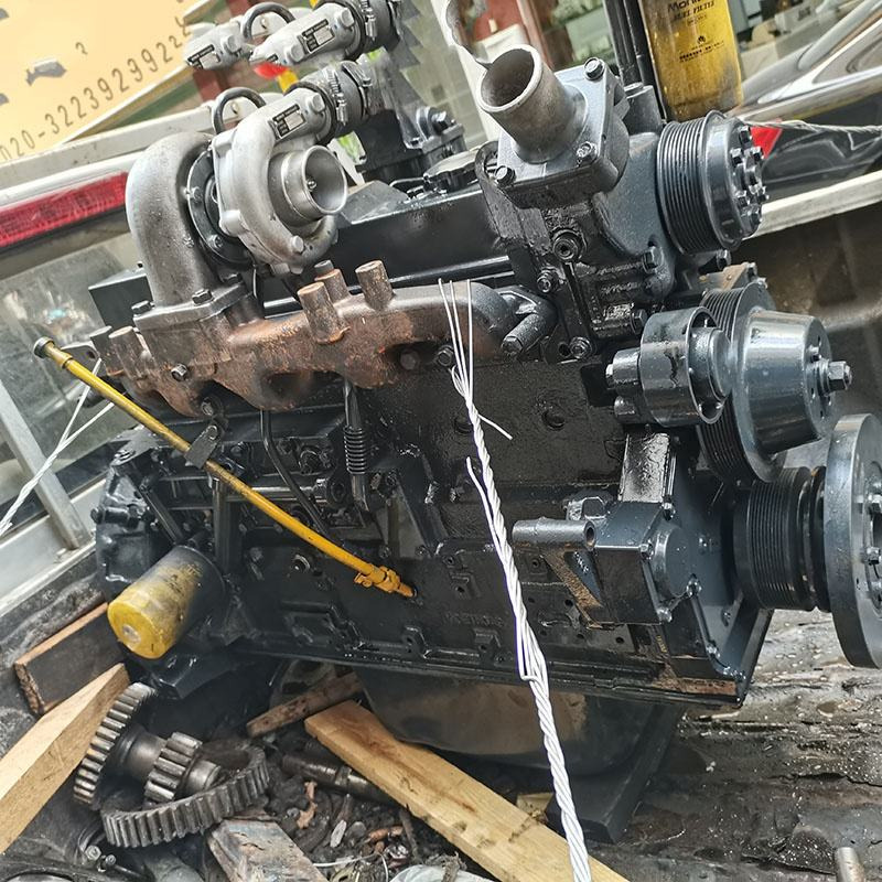 KOMATSU 6D95 - Motor voor Graafmachine: afbeelding 2 KOMATSU 6D95 - Motor voor Graafmachine: afbeelding 2