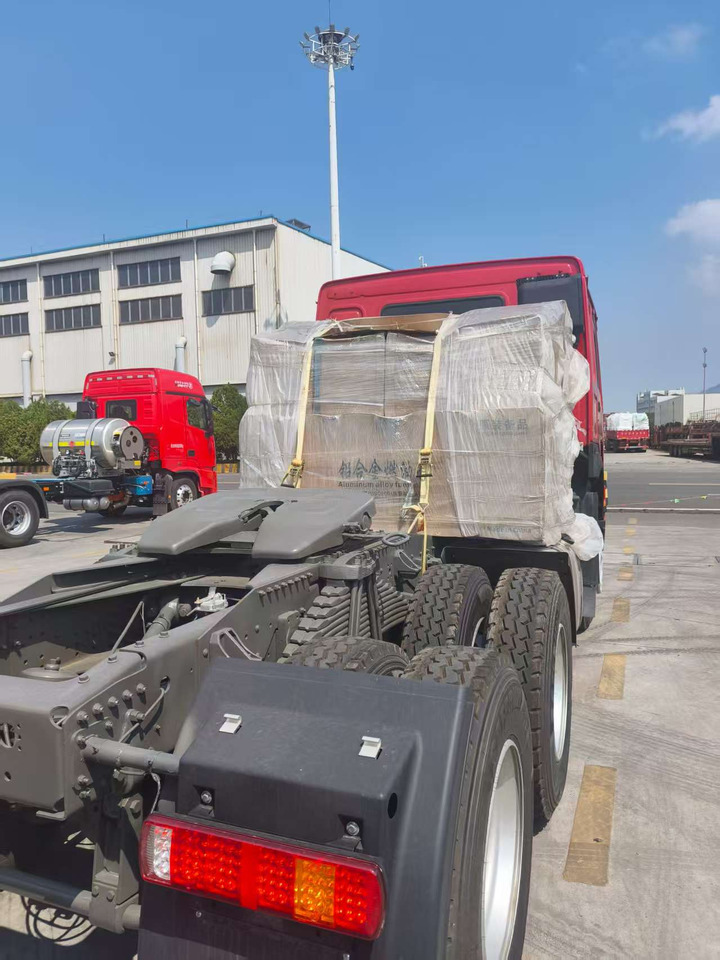 Howo 430 - Trekker: afbeelding 4 Howo 430 - Trekker: afbeelding 4