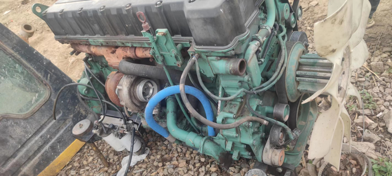 VOLVO D12D - Motor voor Graafmachine: afbeelding 3 VOLVO D12D - Motor voor Graafmachine: afbeelding 3