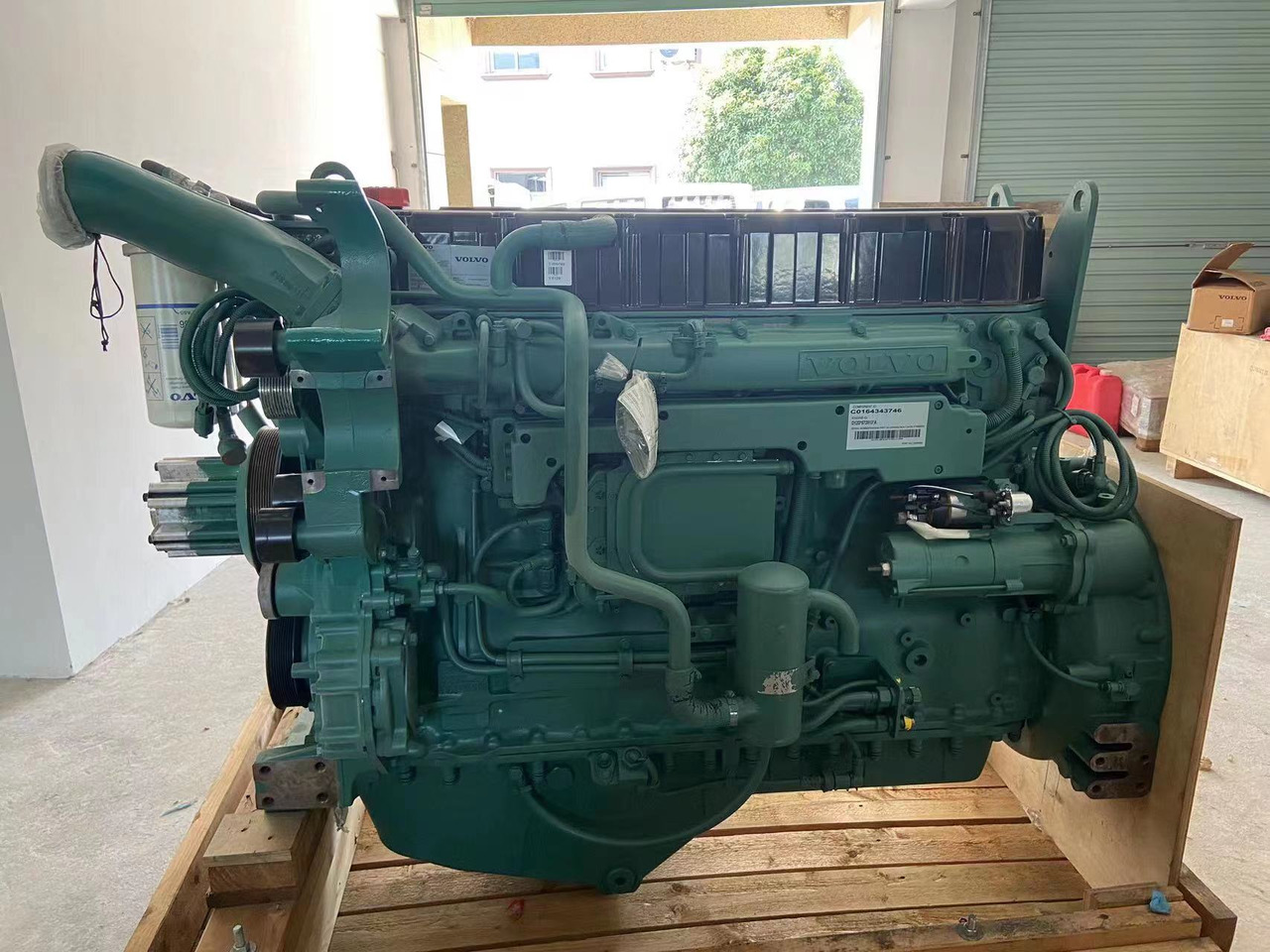 VOLVO D12D - Motor voor Graafmachine: afbeelding 2 VOLVO D12D - Motor voor Graafmachine: afbeelding 2