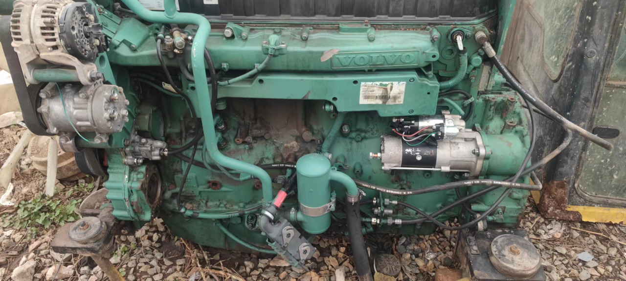 VOLVO D12D - Motor voor Graafmachine: afbeelding 1 VOLVO D12D - Motor voor Graafmachine: afbeelding 1