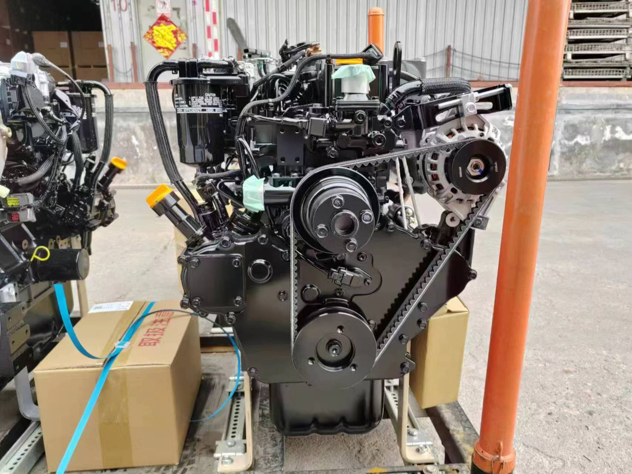 YANMAR 4TNV98C - Motor voor Graafmachine: afbeelding 3 YANMAR 4TNV98C - Motor voor Graafmachine: afbeelding 3