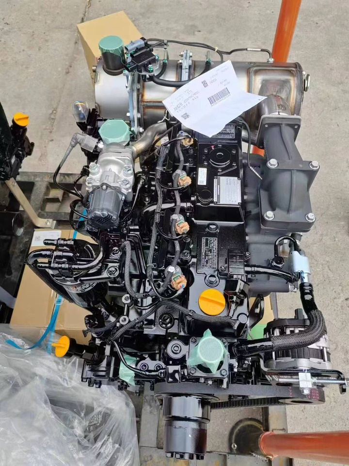 YANMAR 4TNV98C - Motor voor Graafmachine: afbeelding 2 YANMAR 4TNV98C - Motor voor Graafmachine: afbeelding 2