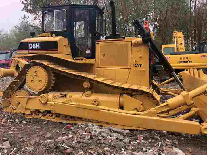 CAT High Quality Used Machinery , Original D6h Cat Bulldozer , Winch Attached Cat Bulldozer - Bulldozer: afbeelding 2 CAT High Quality Used Machinery , Original D6h Cat Bulldozer , Winch Attached Cat Bulldozer - Bulldozer: afbeelding 2