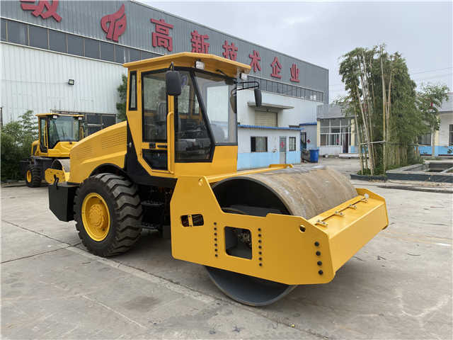 China Made Small Size Road Roller , Brand New Roller , New Compactor Machines - Asfaltwals: afbeelding 3 China Made Small Size Road Roller , Brand New Roller , New Compactor Machines - Asfaltwals: afbeelding 3
