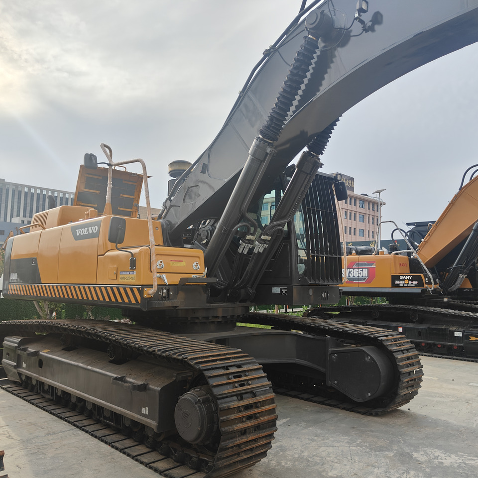 EXCAVATOR Good Condition VOLVO EC480DL Excavator Low Price Large Hydraulic Crawler Excavator volvo 480dl for Sale - Rupsgraafmachine: afbeelding 2 EXCAVATOR Good Condition VOLVO EC480DL Excavator Low Price Large Hydraulic Crawler Excavator volvo 480dl for Sale - Rupsgraafmachine: afbeelding 2
