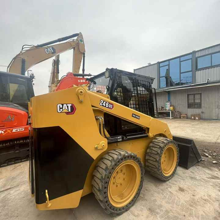 High Quality Used Cat 246D3 Excavator with Low Working Hours and Best Price Used Cat 246D3 Machine with Cheap Price for Sale - Schranklader: afbeelding 2 High Quality Used Cat 246D3 Excavator with Low Working Hours and Best Price Used Cat 246D3 Machine with Cheap Price for Sale - Schranklader: afbeelding 2