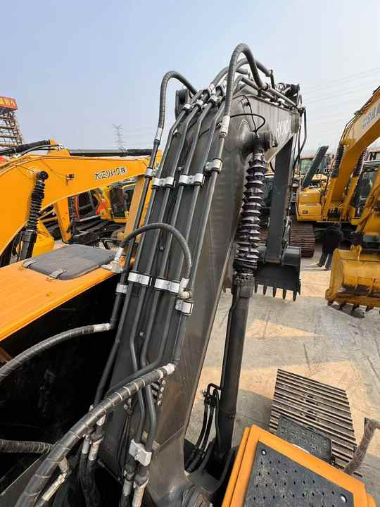 Used 22 Ton Korea Brand Hyundai 220LC-9S Used Excavator for Sale Hyundai 210 215 220 305 Excavators for Sale in China - Graafmachine: afbeelding 4 Used 22 Ton Korea Brand Hyundai 220LC-9S Used Excavator for Sale Hyundai 210 215 220 305 Excavators for Sale in China - Graafmachine: afbeelding 4
