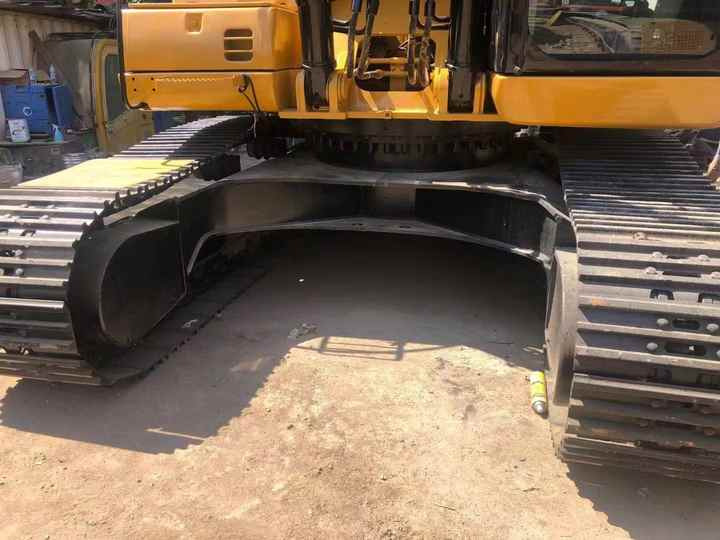 Used CAT 330D 30T Second Hand Japan Original Large Excavator Mining Construction Excavators Hot Sale 320 330 336 323 Long Arm - Graafmachine: afbeelding 5 Used CAT 330D 30T Second Hand Japan Original Large Excavator Mining Construction Excavators Hot Sale 320 330 336 323 Long Arm - Graafmachine: afbeelding 5