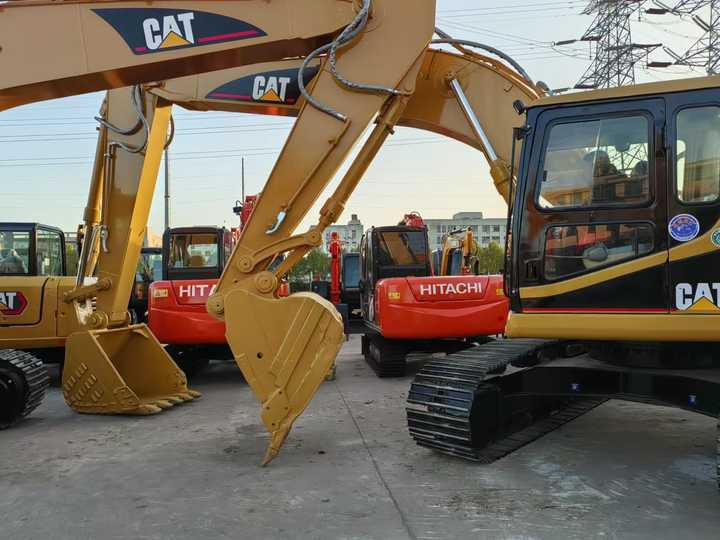 Used Cat Excavator Japan 20 Tons Digger Machinery Caterpillar CAT 320BL for Sale Cat 320B 320BL 320C 320D 320CL 320DL in Stock - Graafmachine: afbeelding 5 Used Cat Excavator Japan 20 Tons Digger Machinery Caterpillar CAT 320BL for Sale Cat 320B 320BL 320C 320D 320CL 320DL in Stock - Graafmachine: afbeelding 5
