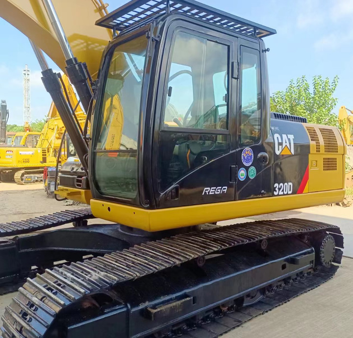 Used Caterpillar 320D Crawler Excavator Hot Sale Used Engineering & Construction Machinery - Graafmachine: afbeelding 1 Used Caterpillar 320D Crawler Excavator Hot Sale Used Engineering & Construction Machinery - Graafmachine: afbeelding 1