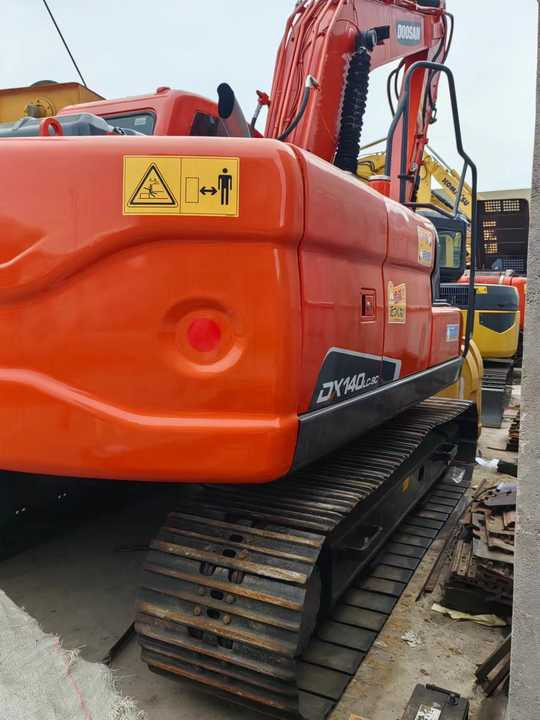 Used Digger DOOSAN DX140 Construction Machinery Construction Digger Used DOOSAN DX140 Cheap Excavator - Rupsgraafmachine: afbeelding 3 Used Digger DOOSAN DX140 Construction Machinery Construction Digger Used DOOSAN DX140 Cheap Excavator - Rupsgraafmachine: afbeelding 3