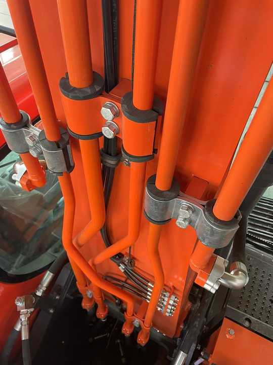 Used Digger DOOSAN DX260 Construction Machinery Construction Digger Used DOOSAN DX260 Cheap Excavator - Rupsgraafmachine: afbeelding 5 Used Digger DOOSAN DX260 Construction Machinery Construction Digger Used DOOSAN DX260 Cheap Excavator - Rupsgraafmachine: afbeelding 5