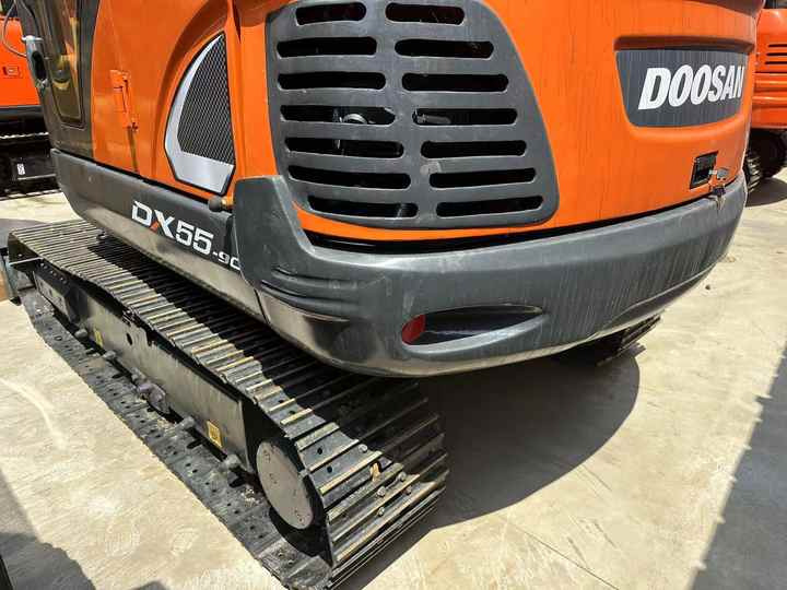 Used Excavator Doosan DX55 Excavators Mini Equipment Earth Moving Machinery Doosan Digger Excavator for Sale - Rupsgraafmachine: afbeelding 4 Used Excavator Doosan DX55 Excavators Mini Equipment Earth Moving Machinery Doosan Digger Excavator for Sale - Rupsgraafmachine: afbeelding 4