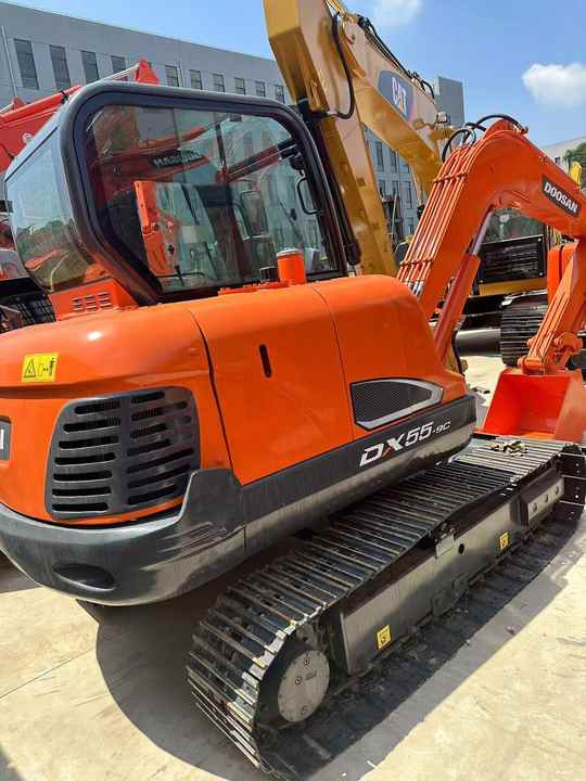 Used Excavator Doosan DX55 Excavators Mini Equipment Earth Moving Machinery Doosan Digger Excavator for Sale - Rupsgraafmachine: afbeelding 3 Used Excavator Doosan DX55 Excavators Mini Equipment Earth Moving Machinery Doosan Digger Excavator for Sale - Rupsgraafmachine: afbeelding 3