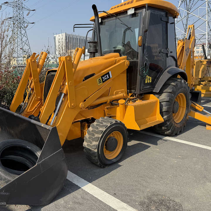 Used Hydraulic Backhoe Loader JCB3CX 7t in Good Condition Cheap Price in Stock Jcb 3cx 4cx 4cx Loader in Hefei for Sale - Graaflaadmachine: afbeelding 1 Used Hydraulic Backhoe Loader JCB3CX 7t in Good Condition Cheap Price in Stock Jcb 3cx 4cx 4cx Loader in Hefei for Sale - Graaflaadmachine: afbeelding 1