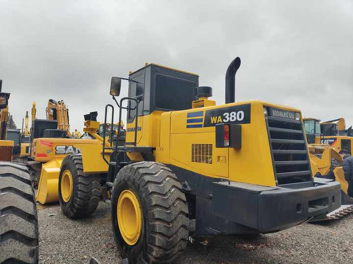 Used komatsu WA380-3 Wheel Loader Hot Sale Original Japan Brand Koamtsu Wheel Loader for Sale - Wiellader: afbeelding 2 Used komatsu WA380-3 Wheel Loader Hot Sale Original Japan Brand Koamtsu Wheel Loader for Sale - Wiellader: afbeelding 2