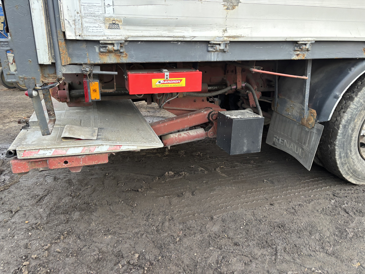 RENAULT Premium 260 - Schuifzeilen vrachtwagen: afbeelding 3 RENAULT Premium 260 - Schuifzeilen vrachtwagen: afbeelding 3