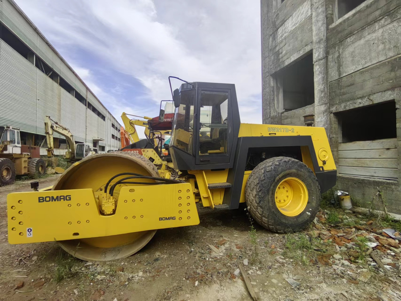 BOMAG BW217D - Asfaltwals: afbeelding 2 BOMAG BW217D - Asfaltwals: afbeelding 2