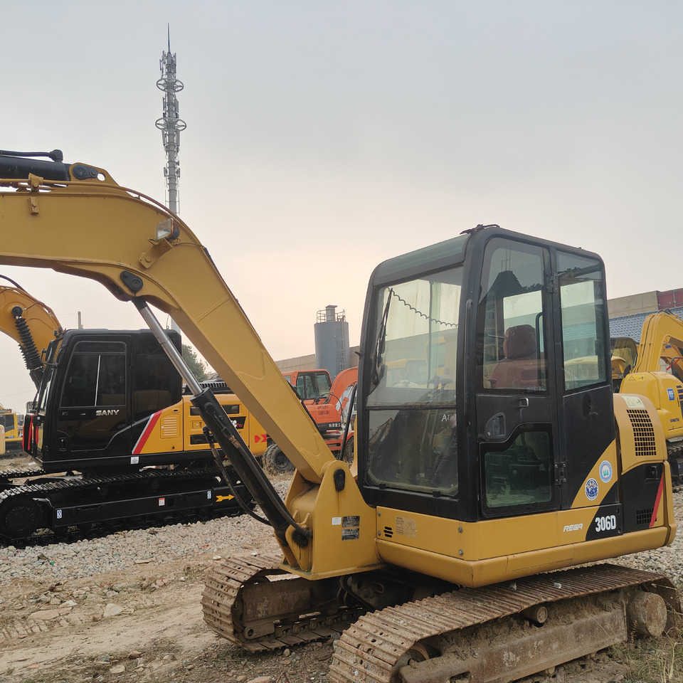 CATERPILLAR 306D - Minigraafmachine: afbeelding 4 CATERPILLAR 306D - Minigraafmachine: afbeelding 4