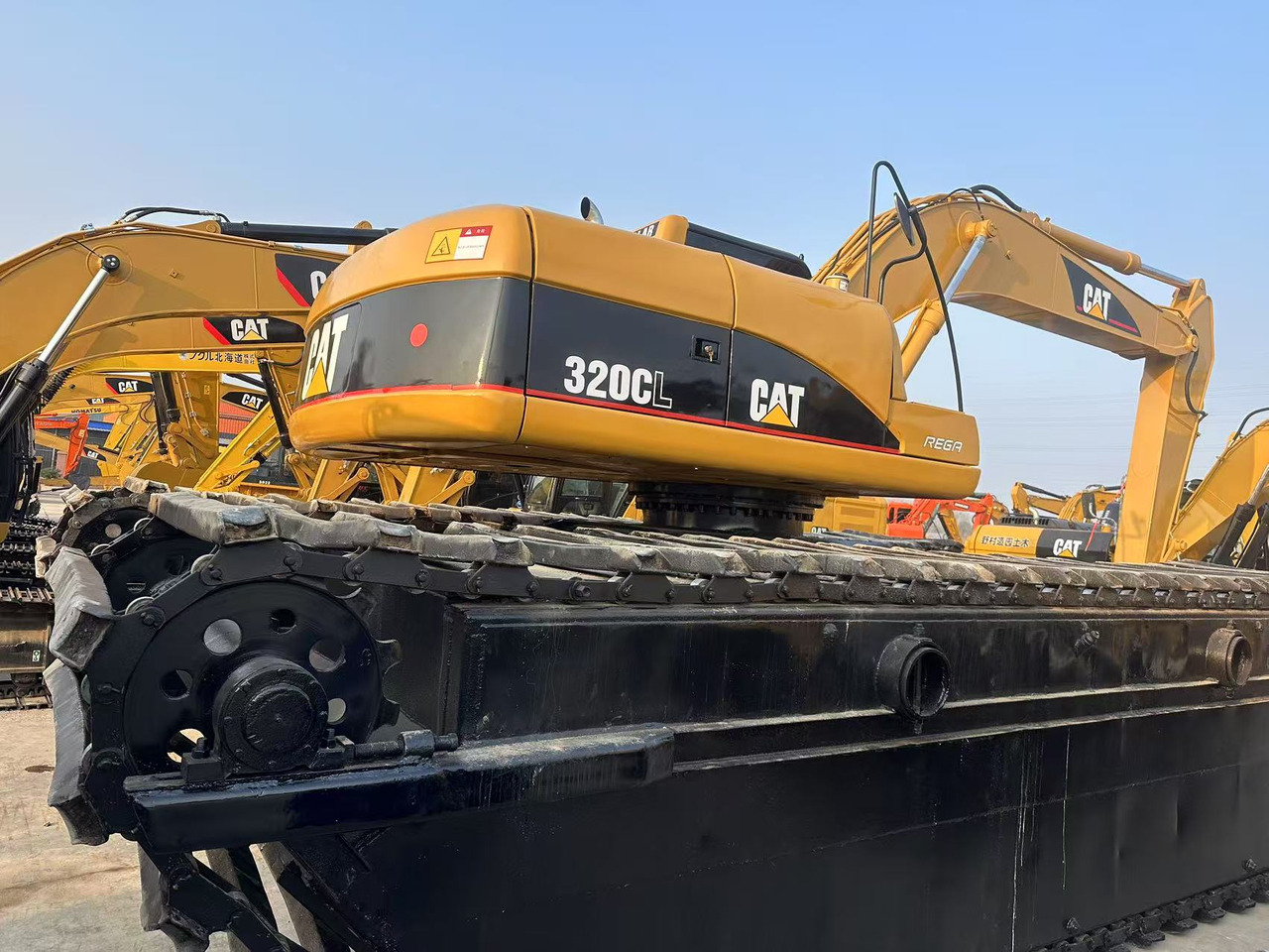 CATERPILLAR 320C - Amfibische graafmachine: afbeelding 5 CATERPILLAR 320C - Amfibische graafmachine: afbeelding 5