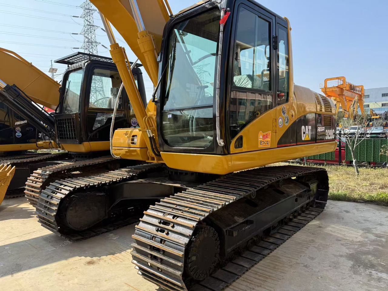 CATERPILLAR 320C - Rupsgraafmachine: afbeelding 2 CATERPILLAR 320C - Rupsgraafmachine: afbeelding 2