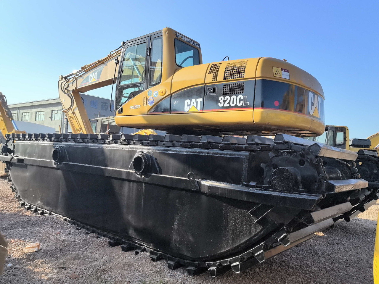 CATERPILLAR 320C - Amfibische graafmachine: afbeelding 3 CATERPILLAR 320C - Amfibische graafmachine: afbeelding 3