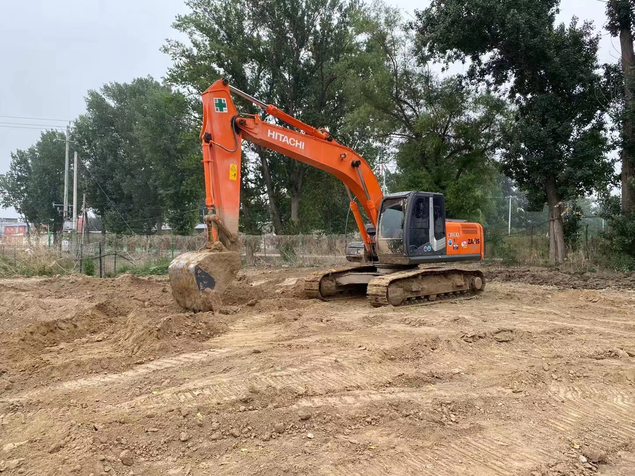 HITACHI ZX210-3G - Rupsgraafmachine: afbeelding 1 HITACHI ZX210-3G - Rupsgraafmachine: afbeelding 1