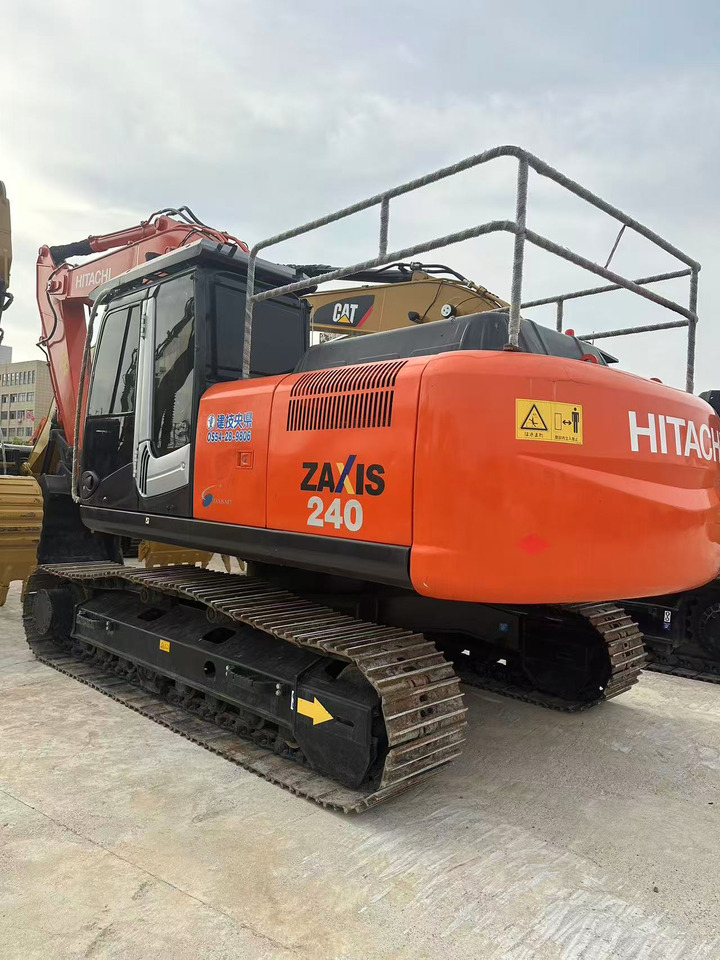HITACHI ZX240-3G - Rupsgraafmachine: afbeelding 3 HITACHI ZX240-3G - Rupsgraafmachine: afbeelding 3