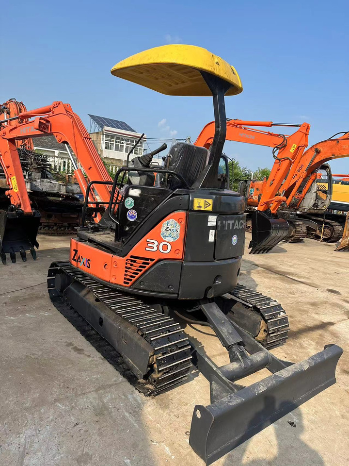 HITACHI ZX30 - Rupsgraafmachine: afbeelding 4 HITACHI ZX30 - Rupsgraafmachine: afbeelding 4