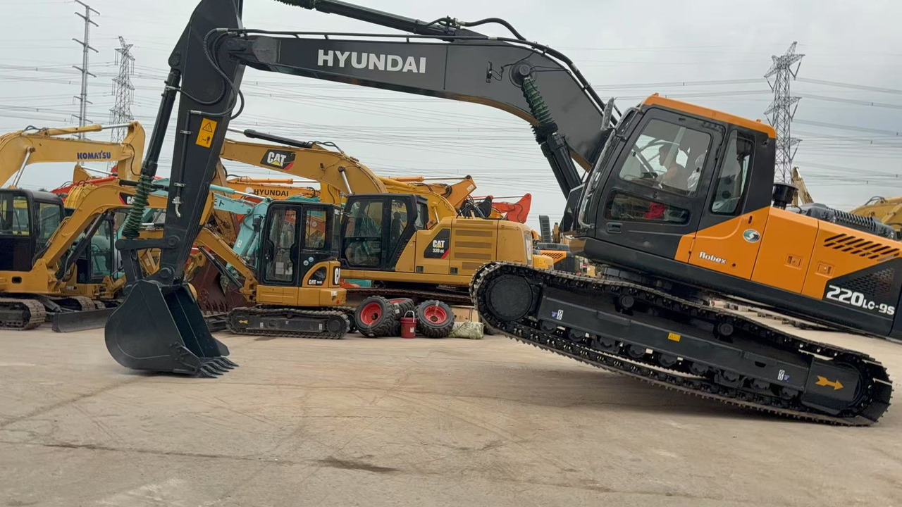 HYUNDAI R220LC-9S - Rupsgraafmachine: afbeelding 5 HYUNDAI R220LC-9S - Rupsgraafmachine: afbeelding 5