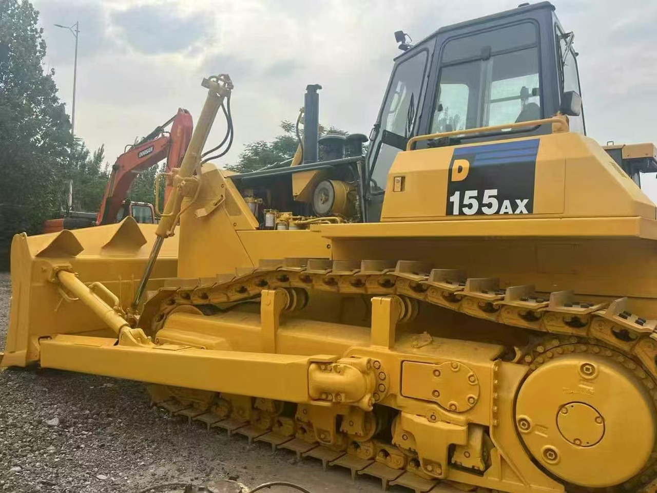 KOMATSU D155A-5 - Bulldozer: afbeelding 5 KOMATSU D155A-5 - Bulldozer: afbeelding 5
