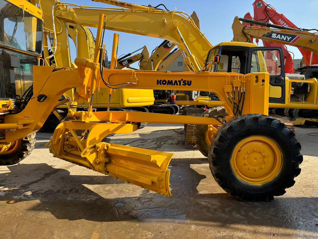 KOMATSU GD511 - Grader: afbeelding 3 KOMATSU GD511 - Grader: afbeelding 3