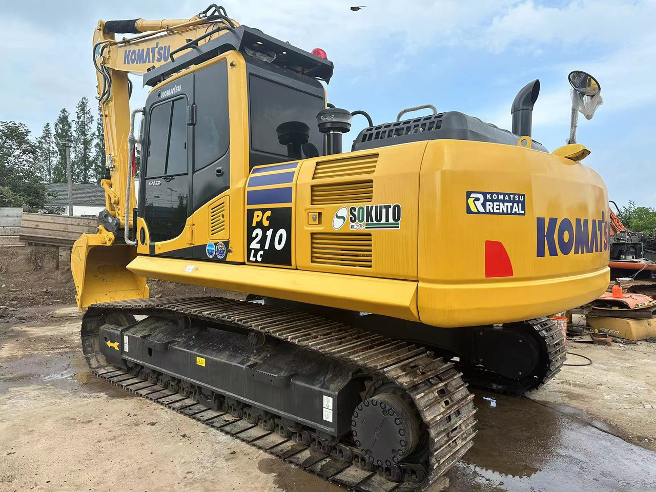 KOMATSU PC210-8 - Rupsgraafmachine: afbeelding 1 KOMATSU PC210-8 - Rupsgraafmachine: afbeelding 1