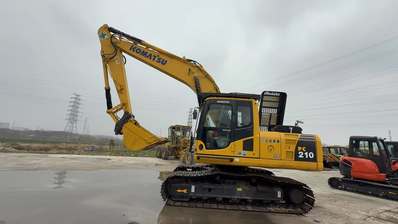 KOMATSU PC210-8 - Rupsgraafmachine: afbeelding 4 KOMATSU PC210-8 - Rupsgraafmachine: afbeelding 4