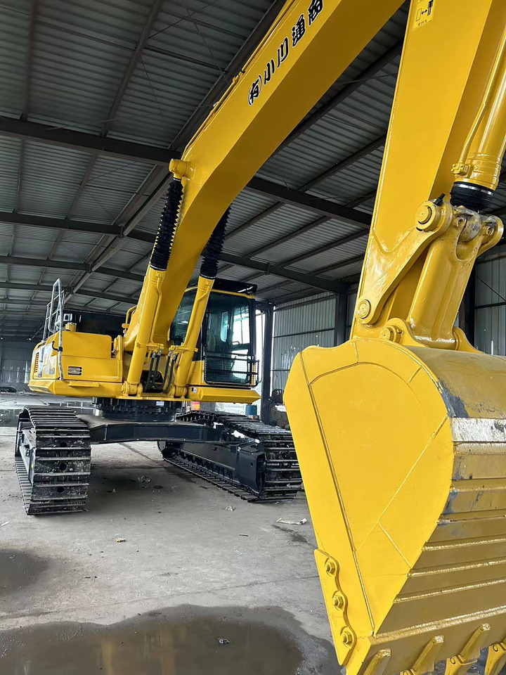 KOMATSU PC450-8 - Rupsgraafmachine: afbeelding 3 KOMATSU PC450-8 - Rupsgraafmachine: afbeelding 3