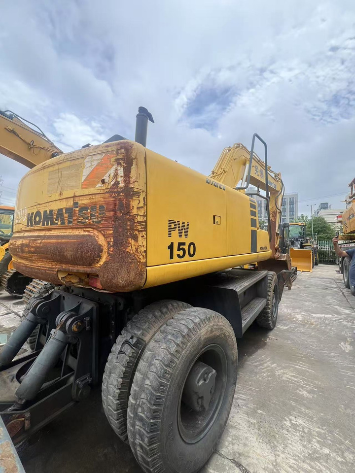 KOMATSU PW150 - Mobiele graafmachine: afbeelding 2 KOMATSU PW150 - Mobiele graafmachine: afbeelding 2